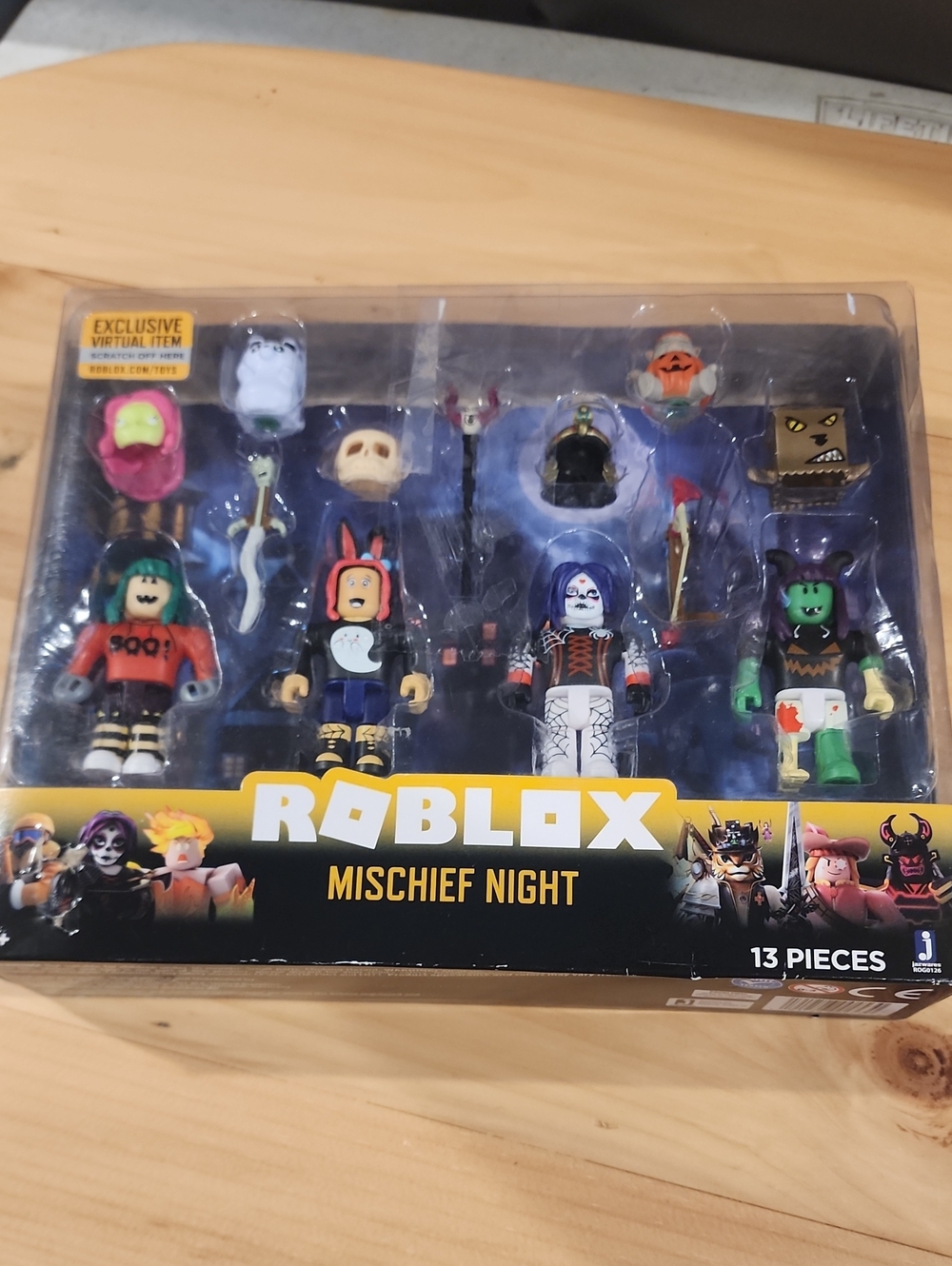 Roblox Mischief Night 13-Piece Kids Figure Set - Multicolor